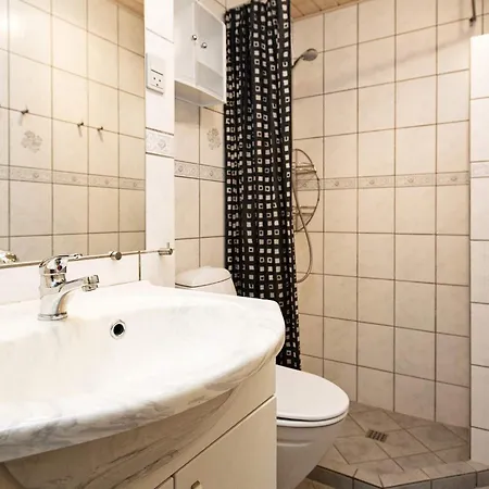 In With Free Water Park Access شقة