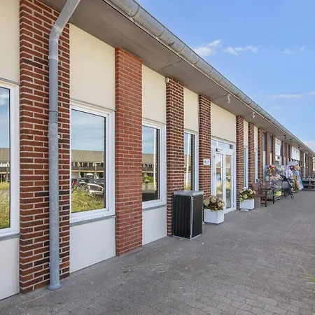 In With Free Water Park Access شقة *