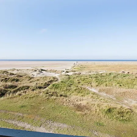 In With Free Water Park Access شقة *